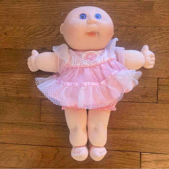 Cabbage Patch Toys Vintage Cabbage Patch Kids Preemie Doll 985 With